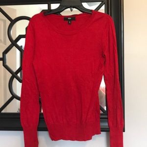 Red lightweight sweater